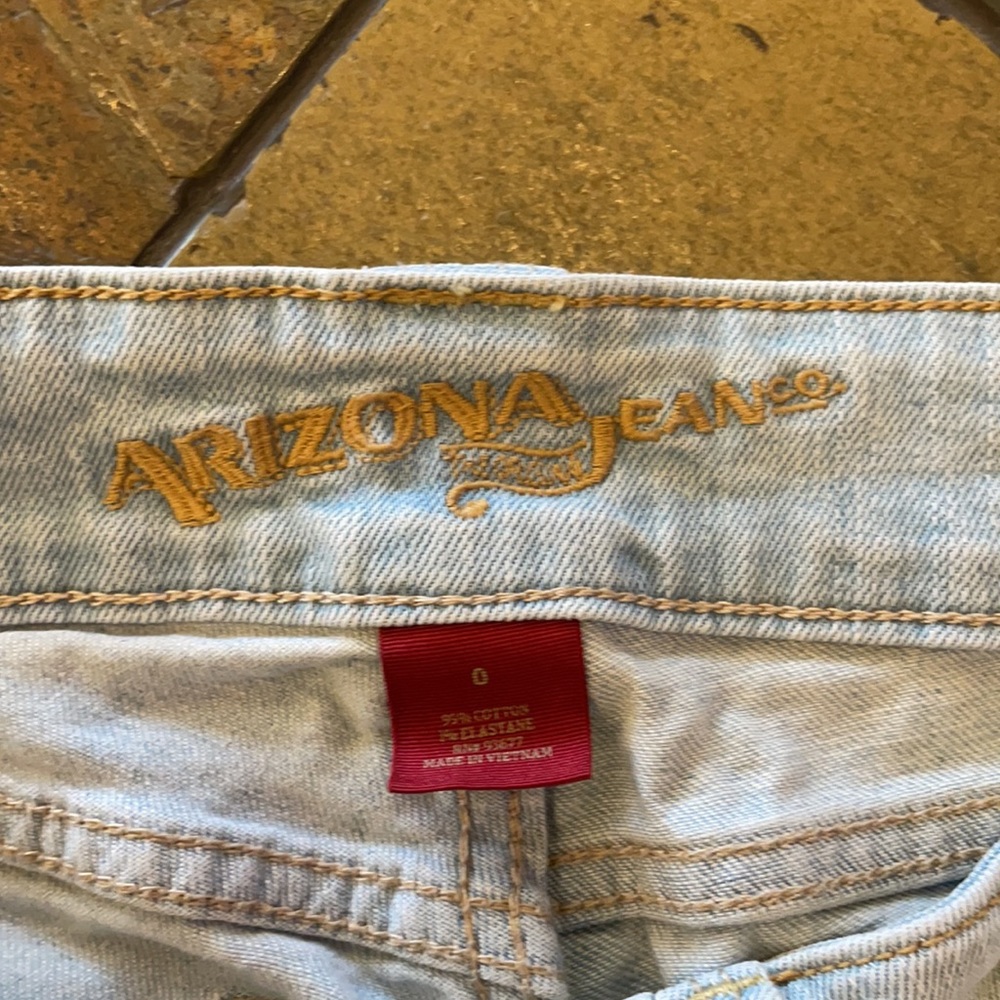 Arizona Capri’s - Picture 4 of 4